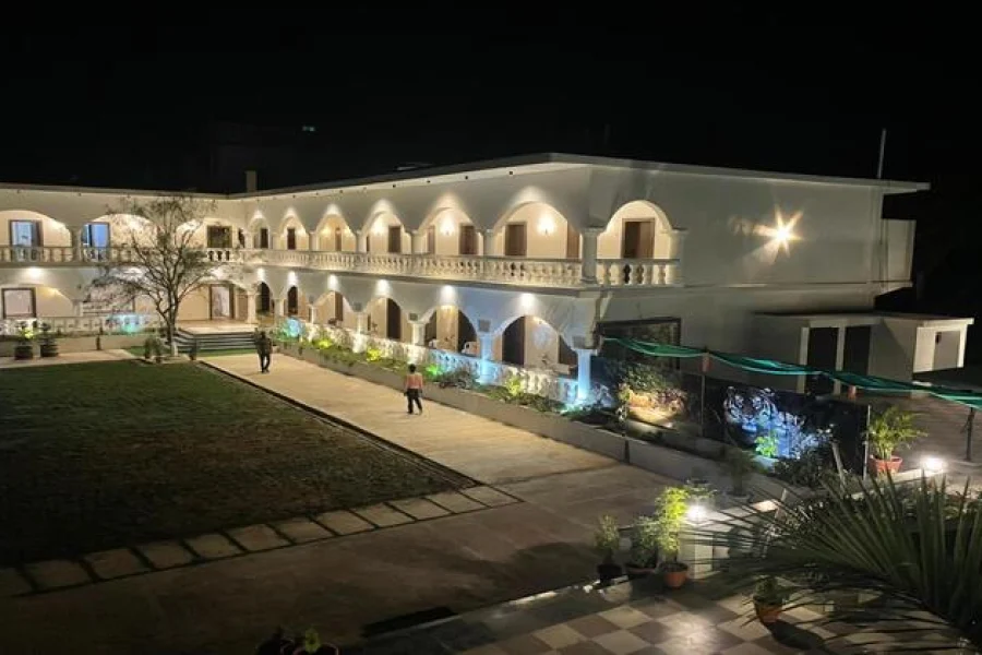 The Ashoka Hotels & Resorts, Panna